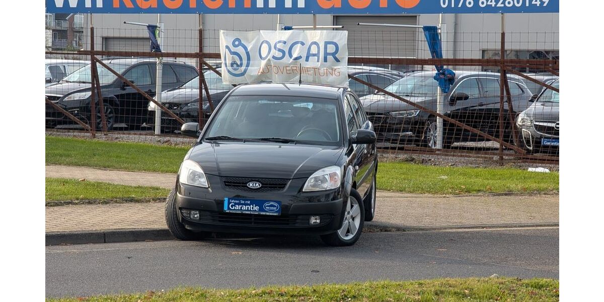 Kia Rio 98.000 km 3.899 &euro; Kempen 47906