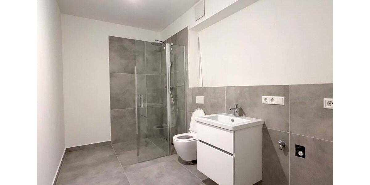 Etagenwohnung Düsseldorf Pempelfort - 3 Zimmer, 116 m&sup2;, 2.083&euro; | Angebot:23152003