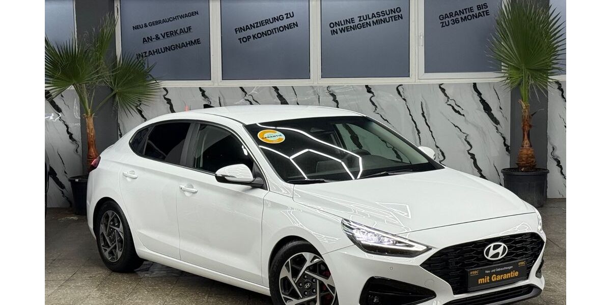 Hyundai i30 12.180 km 21.500 &euro; Mülheim An der Ruhr 45475