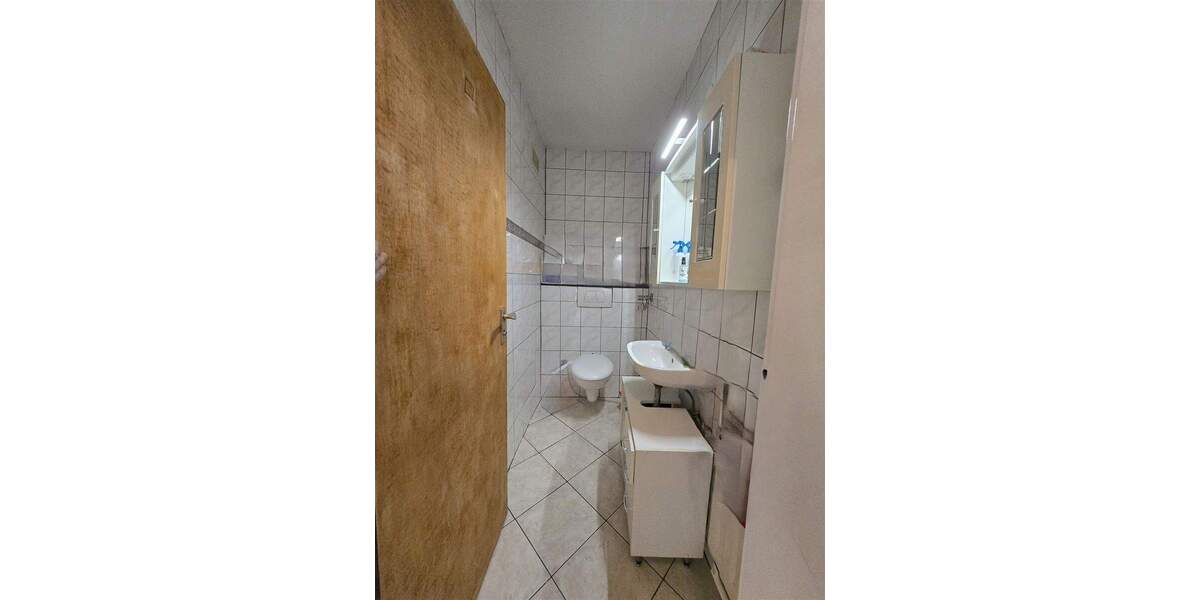 Etagenwohnung Leverkusen Wiesdorf - 4 Zimmer, 86 m&sup2;, 189.000&euro; | Angebot:24406317