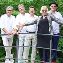 Mind The Gap 21.02.2026 Schlossallee Eins