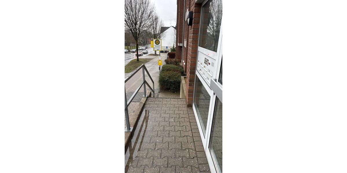 Dachgeschoßwohnung Mönchengladbach Süd - 2 Zimmer, 62 m&sup2;, 610&euro; | Angebot:25433285