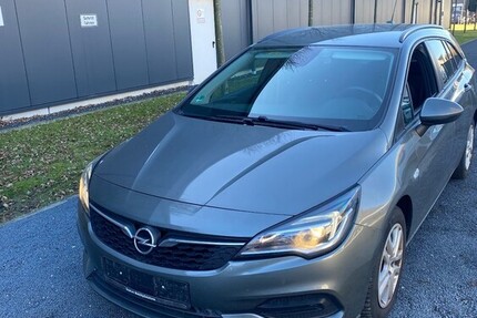 Opel Astra K Sports1.5CDTI.NAVI.VOLL-LED.PDC.11/20 108.000 km 6.990 &euro; Hilden 40721