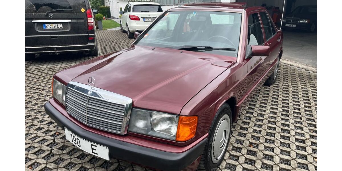Mercedes-Benz 190 236.000 km 6.950 &euro; Krefeld 47809