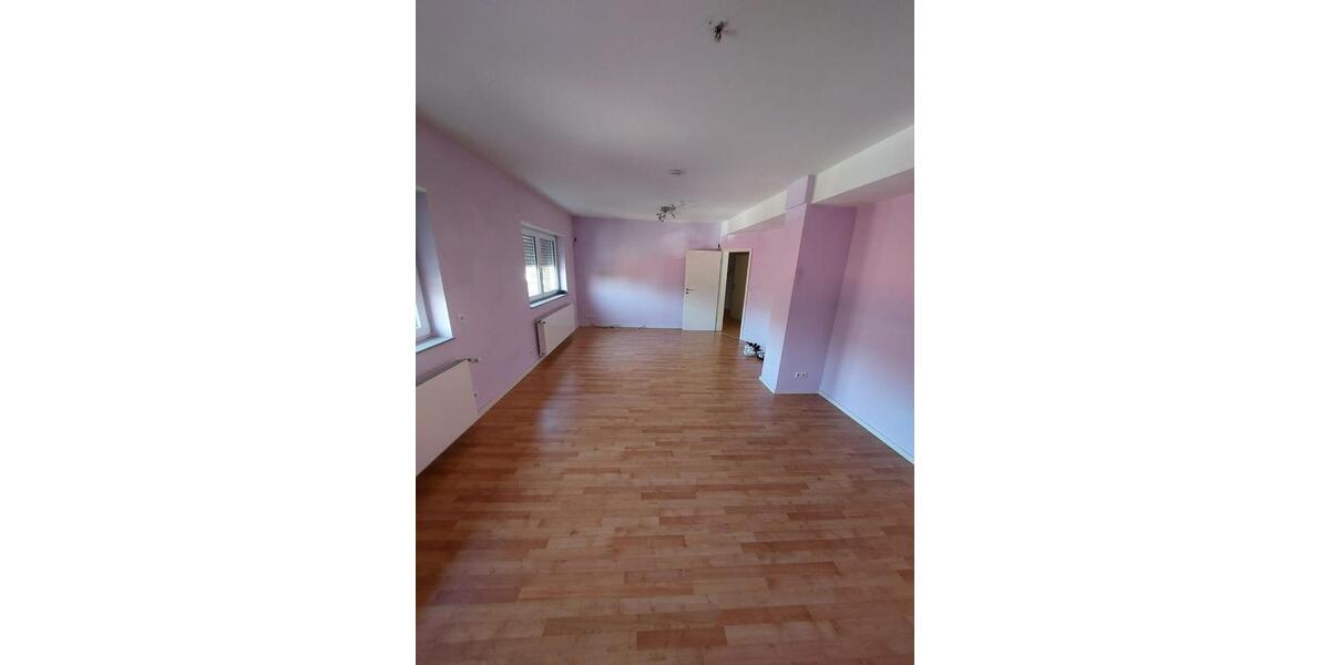 Etagenwohnung Viersen Hülsdonk - 3 Zimmer, 90 m&sup2;, 810&euro; | Angebot:25641888