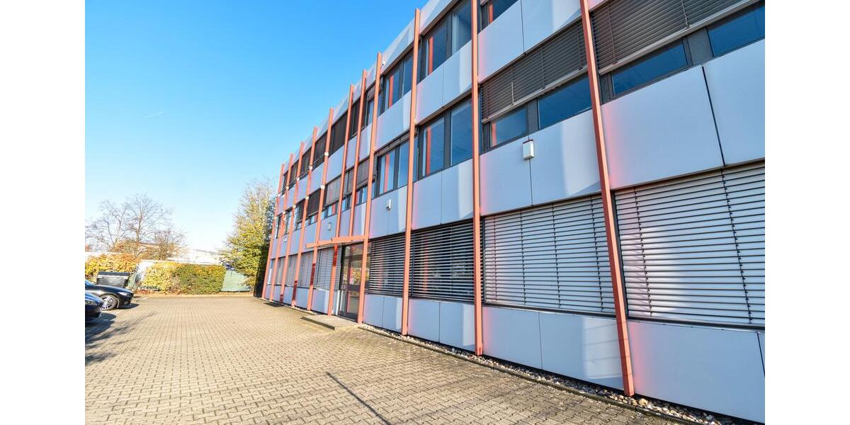 Ihr neues Büro mit ca. 144m² im Düsseldorfer Süden! Perfekt gelegen im 2.OG. zimmer