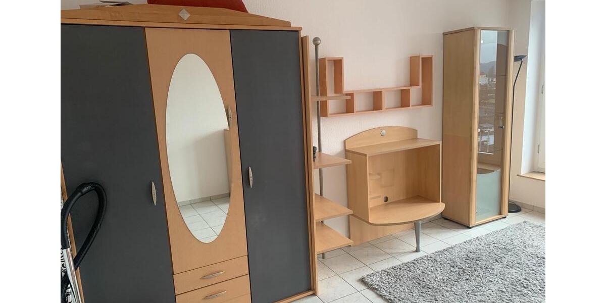 Etagenwohnung Wuppertal Arrenberg - 1 Zimmer, 25 m&sup2;, 250&euro; | Angebot:26459525
