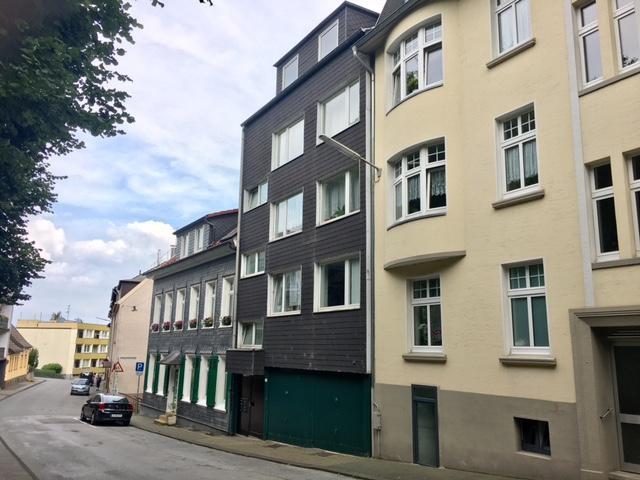 Hübsche 1-Zi.-Whg. mit modernem BadeZimmer und Balkon