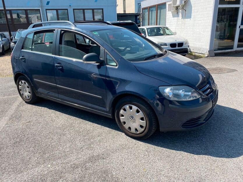 VW Golf 220.000 km 1.999 € Monheim 40789