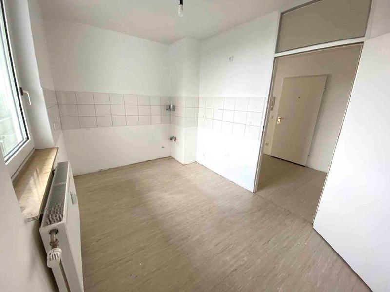 Etagenwohnung Ratingen Tiefenbroich - 3 Zimmer, 81 m&sup2;, 823&euro; | Angebot:25679107