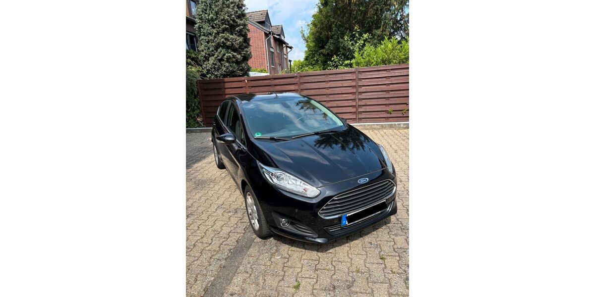 Ford Fiesta 123.430 km 5.300 &euro; Neuss 41468