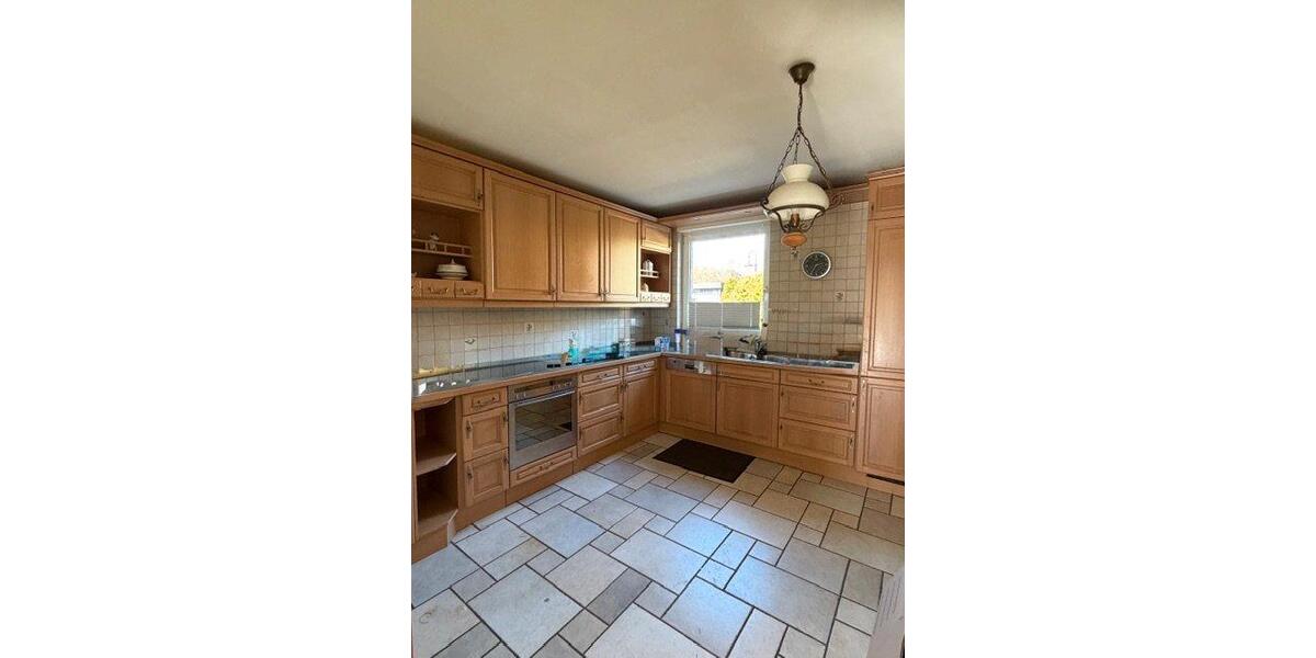 Reihenhaus Kaarst - 4.5 Zimmer, 129 m&sup2;, 1.880&euro; | Angebot:26406097