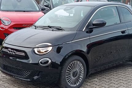 Fiat 500e 4.739 km 23.990 &euro; Kempen 47906