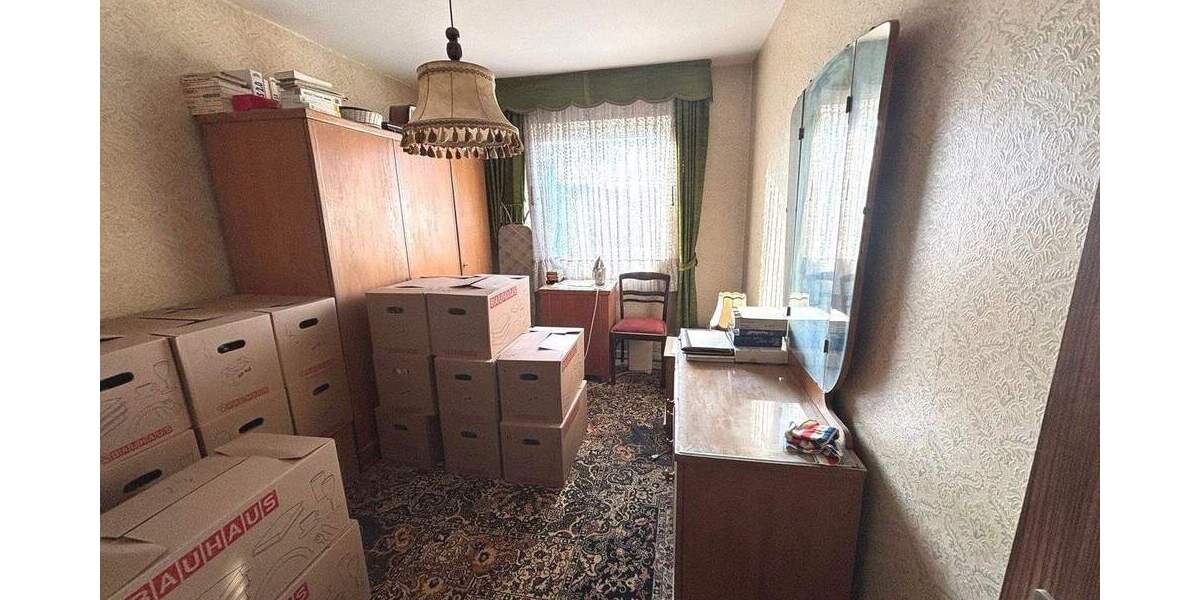 Reihenmittelhaus Krefeld Fischeln - 4 Zimmer, 92 m&sup2;, 280.000&euro; | Angebot:25212977