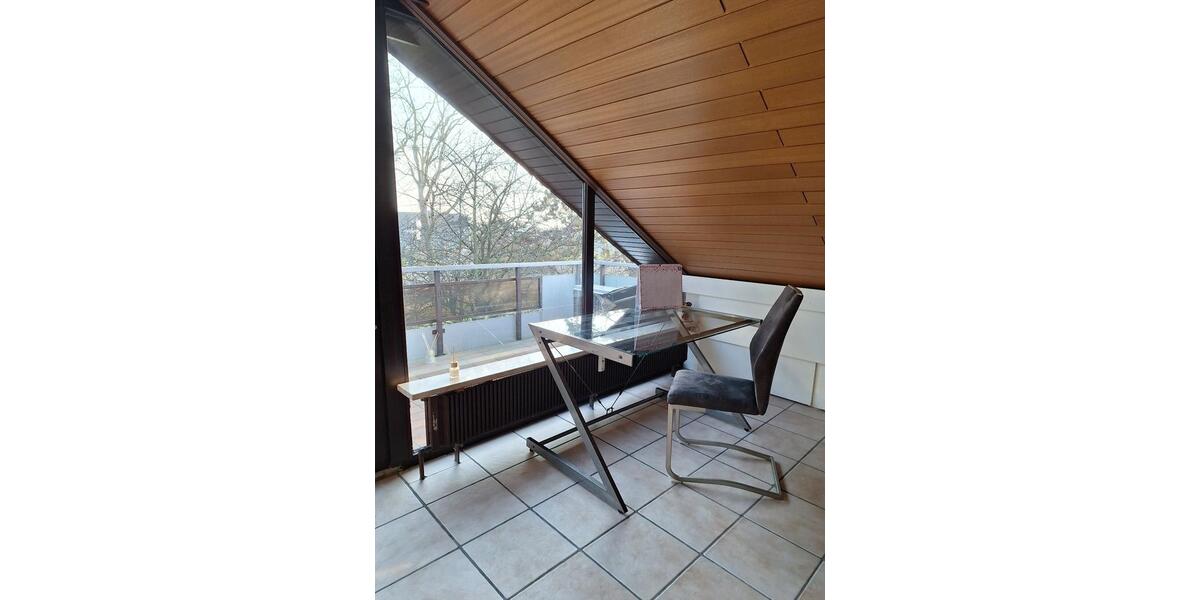 möbl. 2 Zimmer Wohnung großer Balkon Stellplatz 2 zimmer