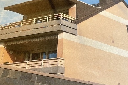 sehr großzügige 4-Zimmerwohnung in Dreifamilienhaus in Zons zimmer