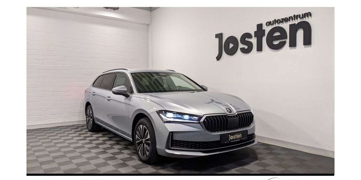 Skoda Superb 11.000 km 39.990 &euro; Monheim am Rhein 40789