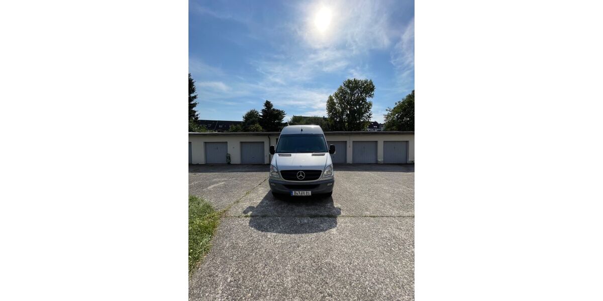 Mercedes-Benz Sprinter 260.000 km 20.000 &euro; Düsseldorf 40229