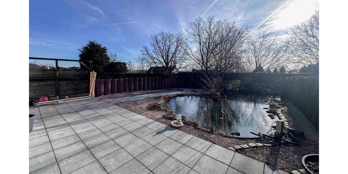 Stilvolles Familiendomizil in begehrter Feldrandlage mit Garage in Wuppertal 5 zimmer