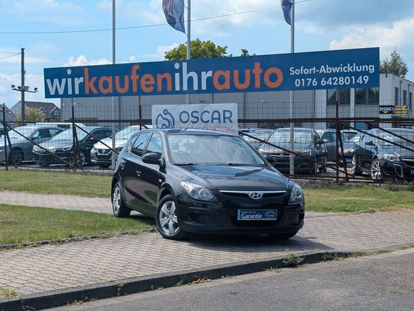 i30