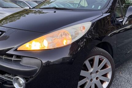 Peugeot 207 160.000 km 1.299 &euro; Mönchengladbach 41238
