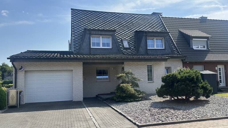 Kernsaniertes Traumhaus mit Sauna, Swimmingpool und hochwertiger Ausstattung!