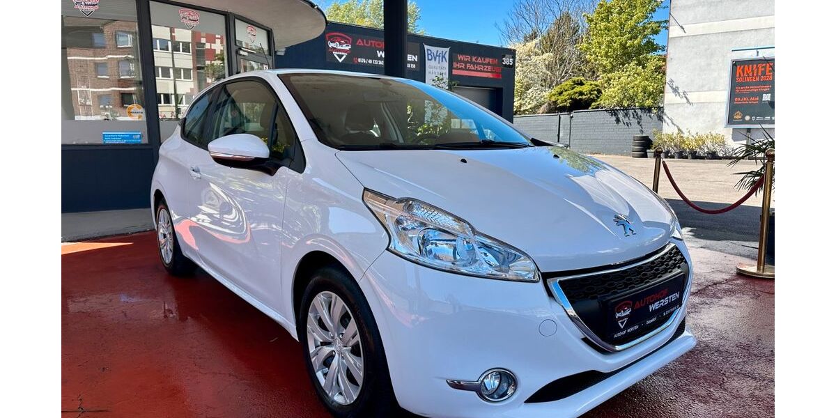 Peugeot 208 87.466 km 4.990 &euro; Düsseldorf 40589