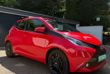 Toyota Aygo (X) 63.576 km 7.800 &euro; Erkrath 40699