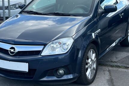Opel Tigra 92.000 km 3.250 &euro; Hilden 40721