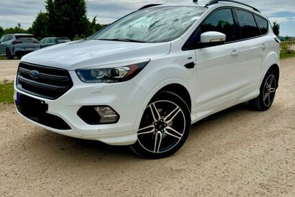 Ford Kuga 157.500 km 13.400 € Bergheim 50126