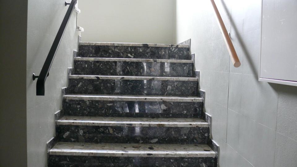 Dachgeschoßwohnung Duisburg Mittelmeiderich - 2 Zimmer, 50 m&sup2;, 450&euro; | Angebot:25408517