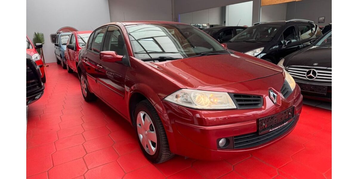 Renault Megane 104.000 km 4.990 &euro; Moers 47441