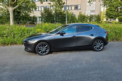 Mazda 3 98.860 km 19.490 &euro; Ratingen 40878