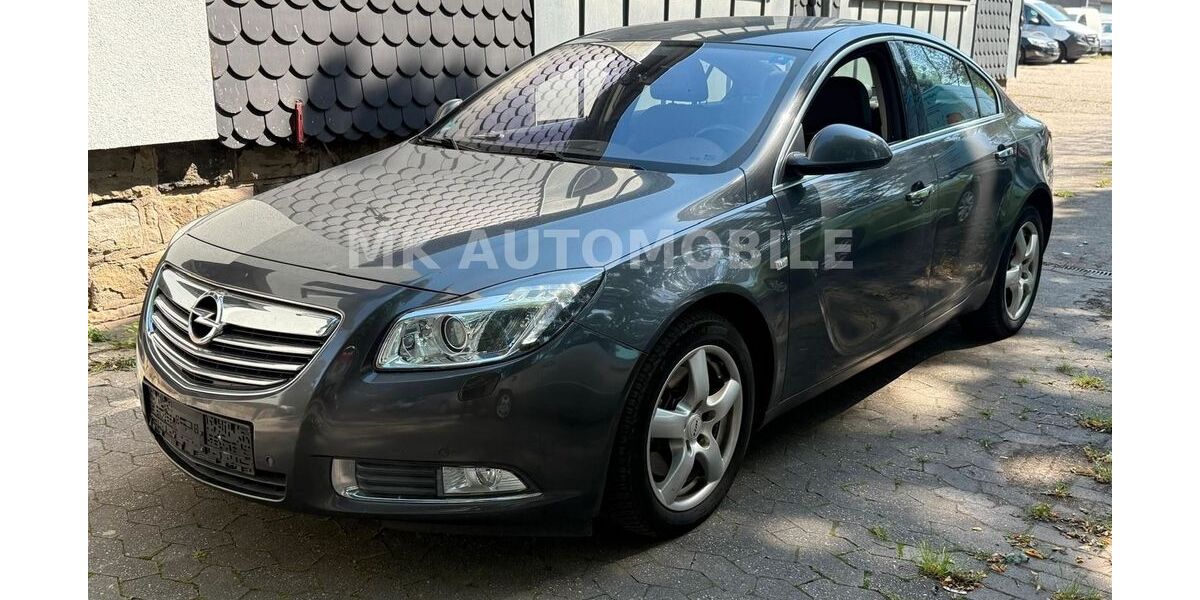 Opel Insignia 225.000 km 2.499 &euro; Duisburg 47138