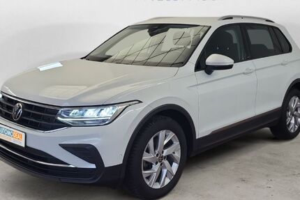 VW Tiguan 56.921 km 22.439 &euro; Moers 47445