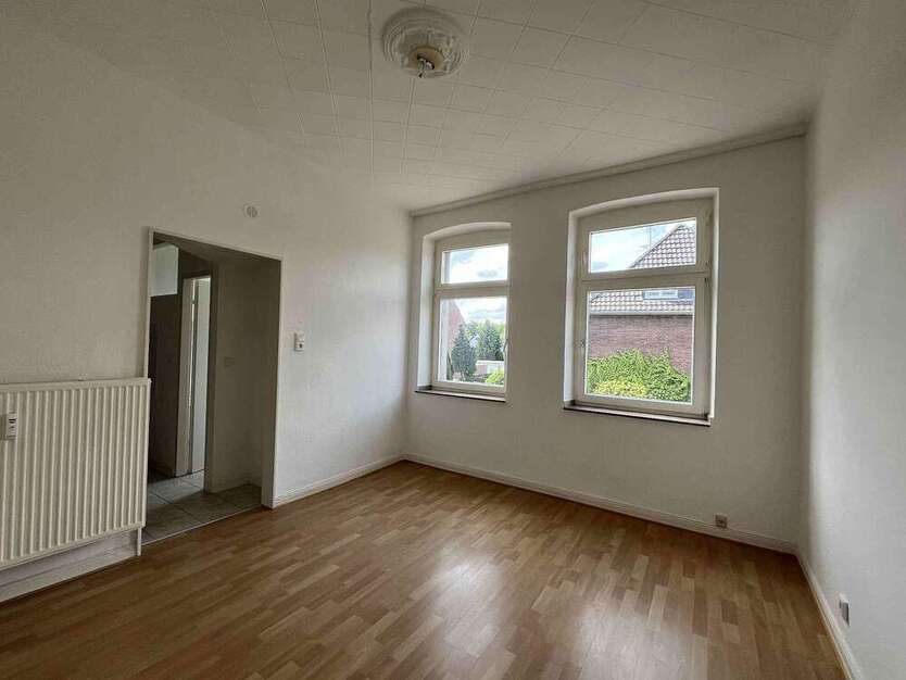 Wohnung zum Mieten in Moers 350 € 34 m²