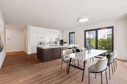 Wohnung Düsseldorf-Urdenbach Urdenbach - 3 Zimmer, 192 m&sup2;, 1.495.000&euro; | Angebot:26591773