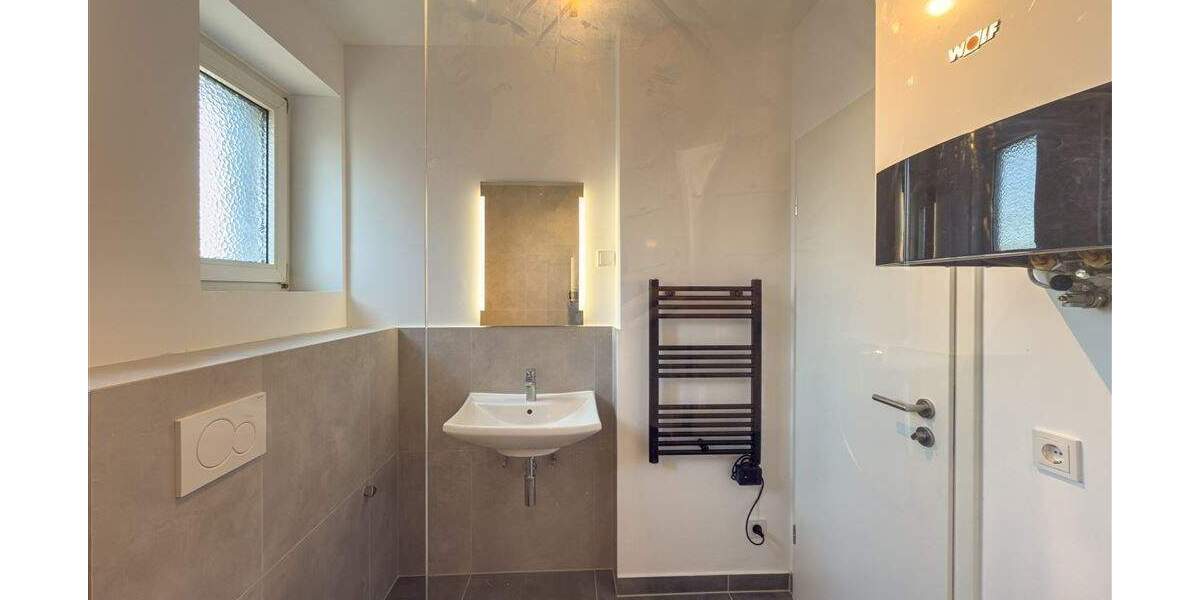 Etagenwohnung Neuss Barbaraviertel - 2 Zimmer, 159.900&euro; | Angebot:25696362