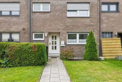 Haus zum Kaufen in Leverkusen 449.000 € 136.07 m² 5 zimmer