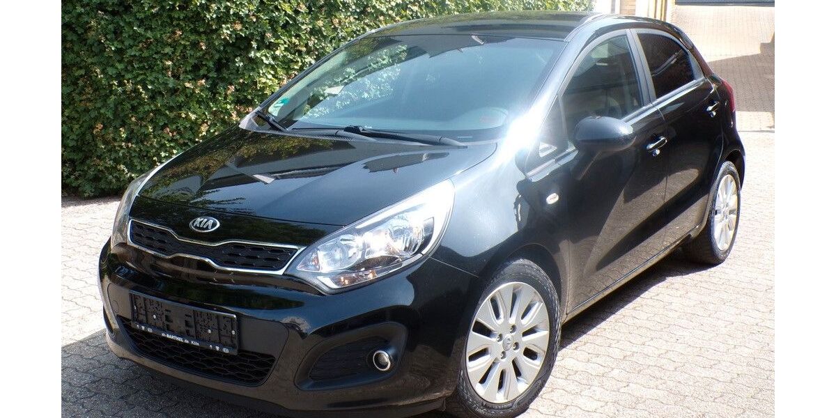 Kia Rio 163.000 km 3.840 &euro; Düsseldorf 40468