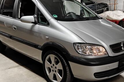 Opel Zafira 154.213 km 3.650 &euro; NEUSS 41462