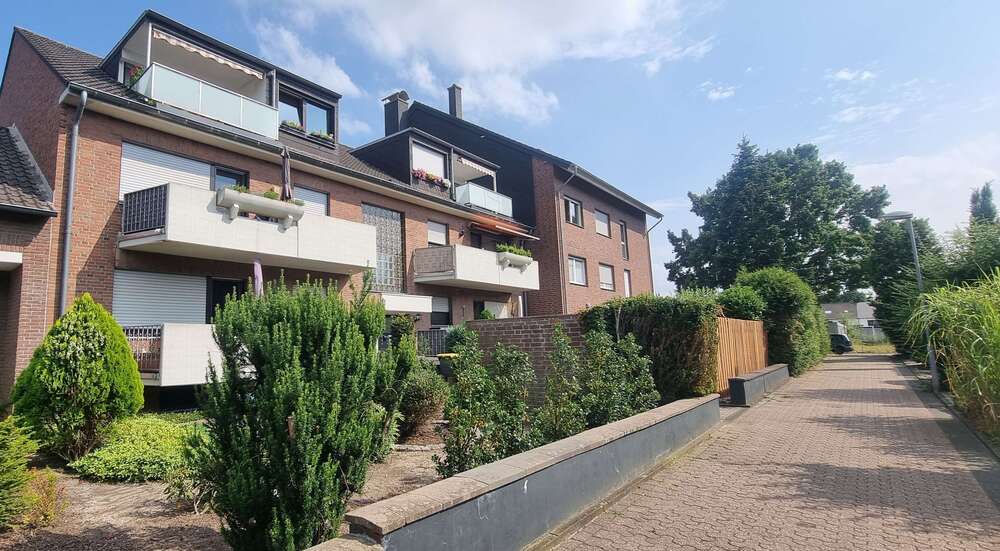 Etagenwohnung Korschenbroich - 3 Zimmer, 84 m&sup2;, 755&euro; | Angebot:27158467