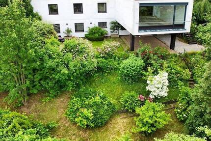 Das Fern-Seh-Haus Außergewöhnliche Architektur in exponierter Lage