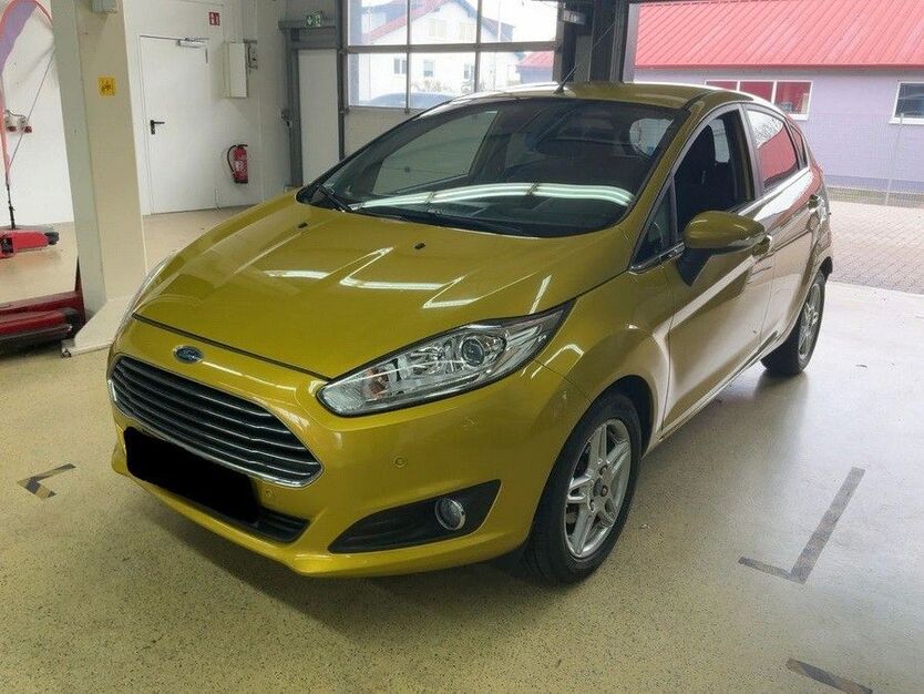 Ford Fiesta 115.993 km 2.800 € Essen 45139