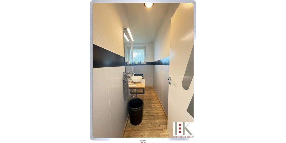 #Invest mit Potential! Halle, repräsentative Büroräume! Mehrfamilienhaus #vollvermietet! zimmer