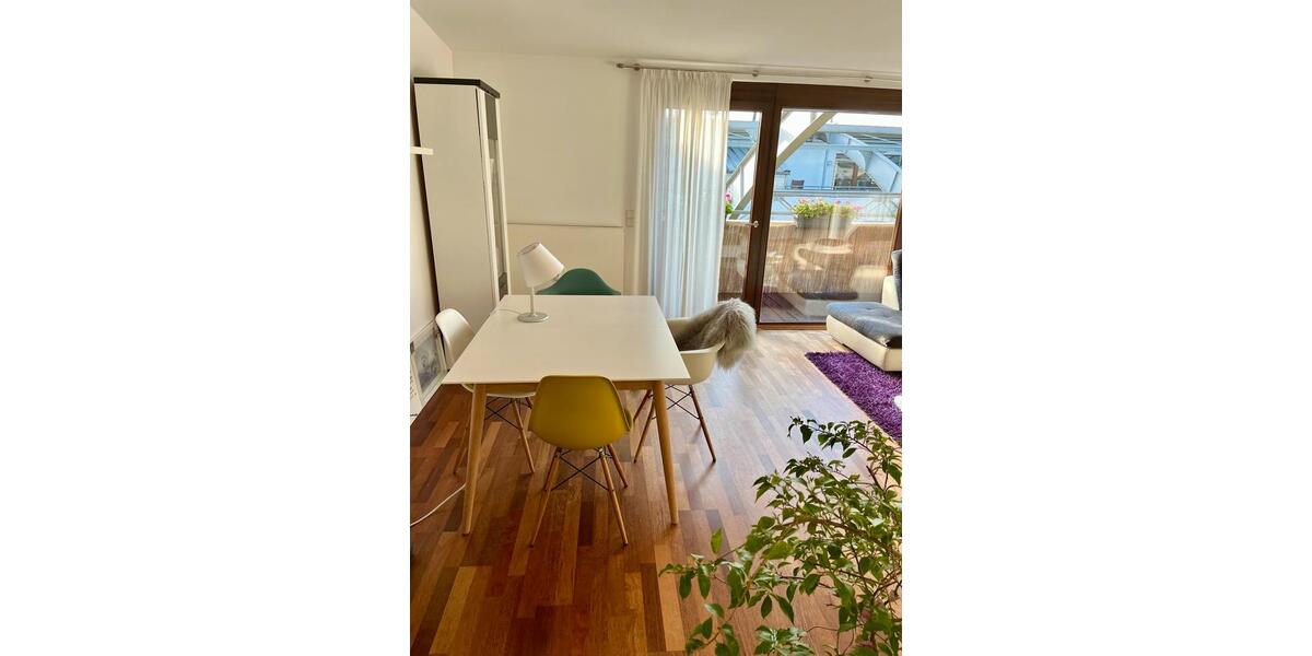 Dachgeschoßwohnung Düsseldorf Stadtbezirk 8 - 2 Zimmer, 56 m&sup2;, 1.300&euro; | Angebot:25392994