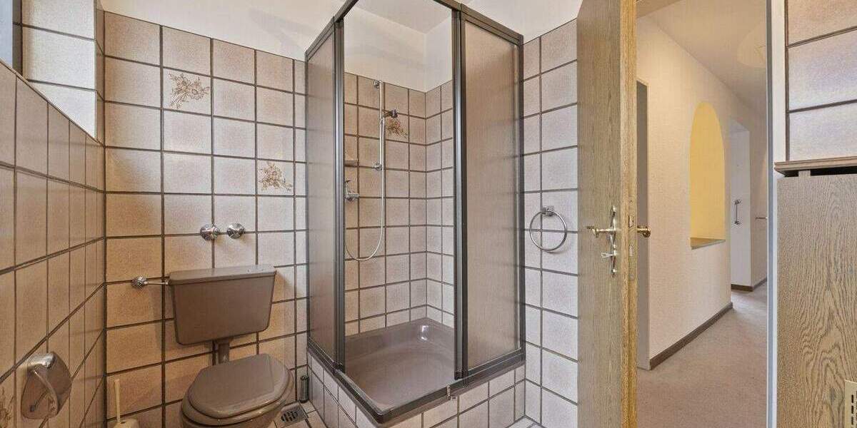 Einfamilienhaus Düsseldorf Benrath - 6 Zimmer, 168 m&sup2;, 740.000&euro; | Angebot:25141432