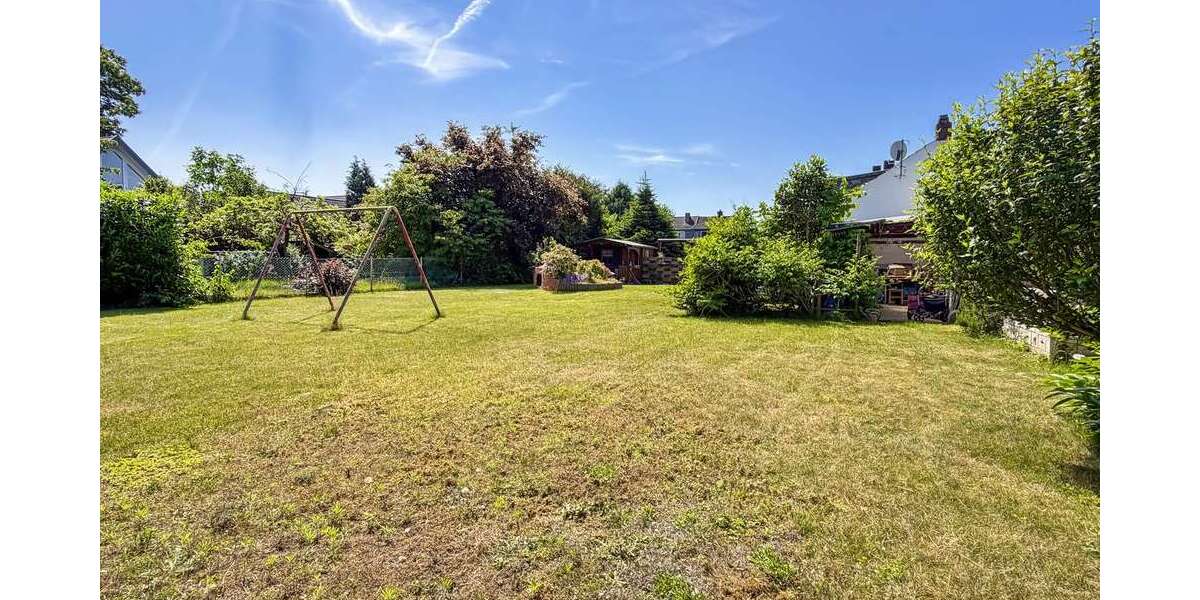 Grundstück Düsseldorf Stadtbezirk 5 - 750.000&euro; | Angebot:26989899