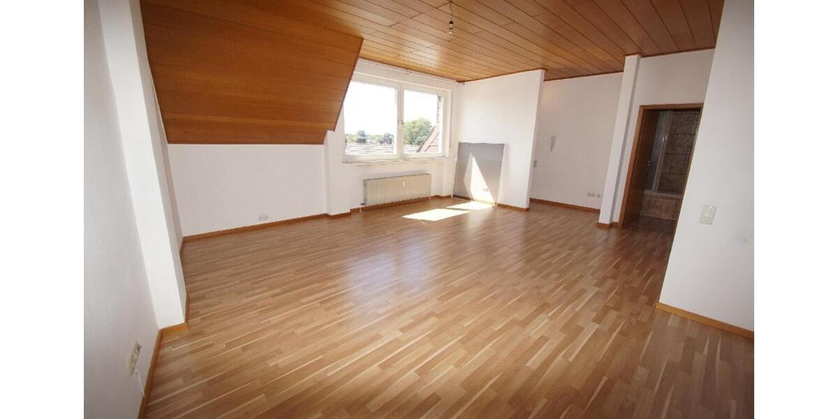 Dachgeschoßwohnung Moers - 1 Zimmer, 45 m&sup2;, 410&euro; | Angebot:26476714