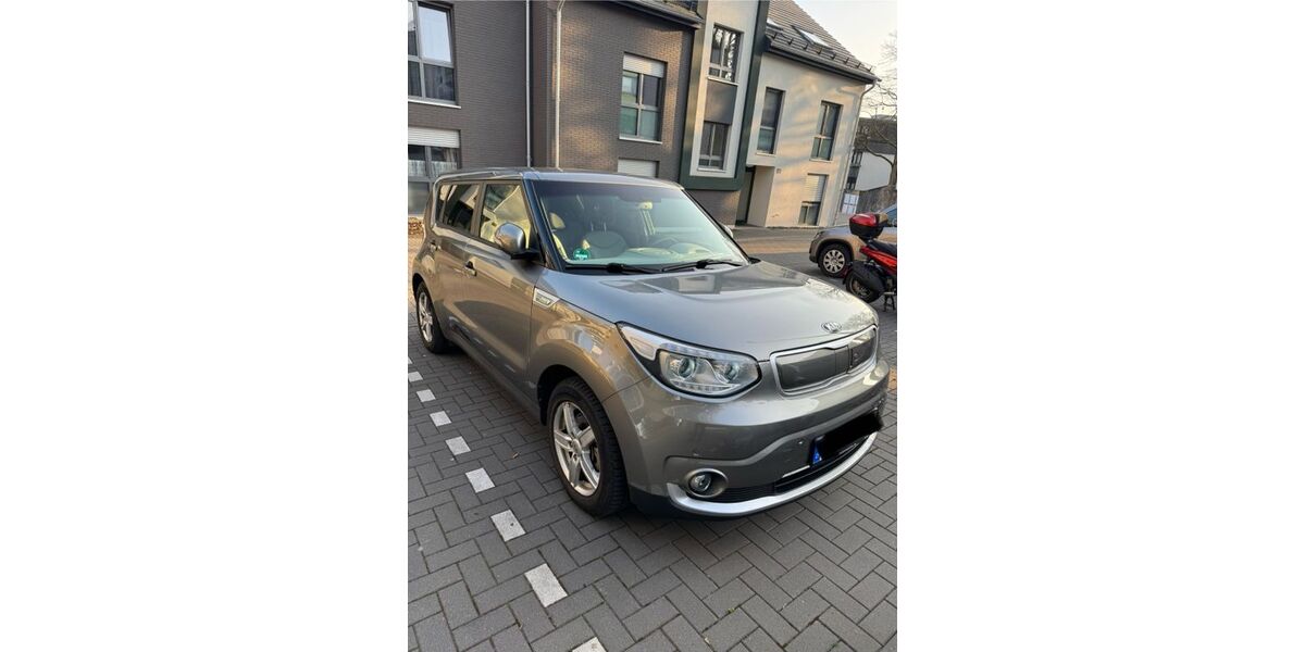 Kia Soul 29.500 km 10.900 &euro; Solingen 42697